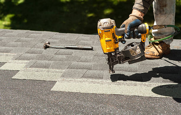 Best Shingle Roofing Installation  in Cuyahoga Falls, OH